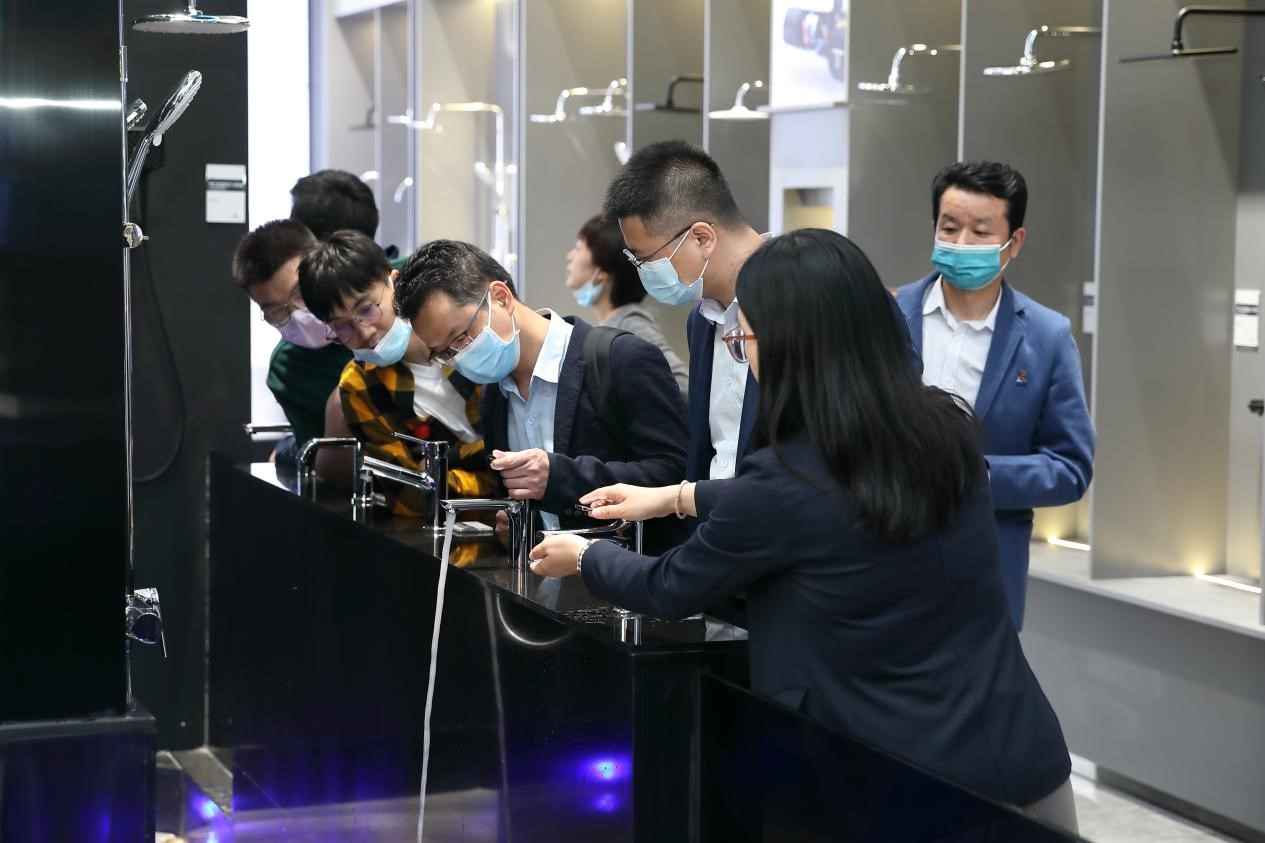 实亿国际卫浴 实亿国际卫浴